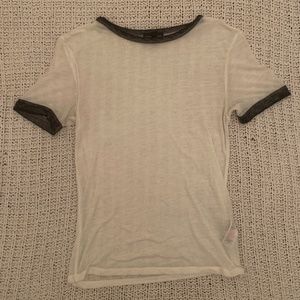 basic t-shirt